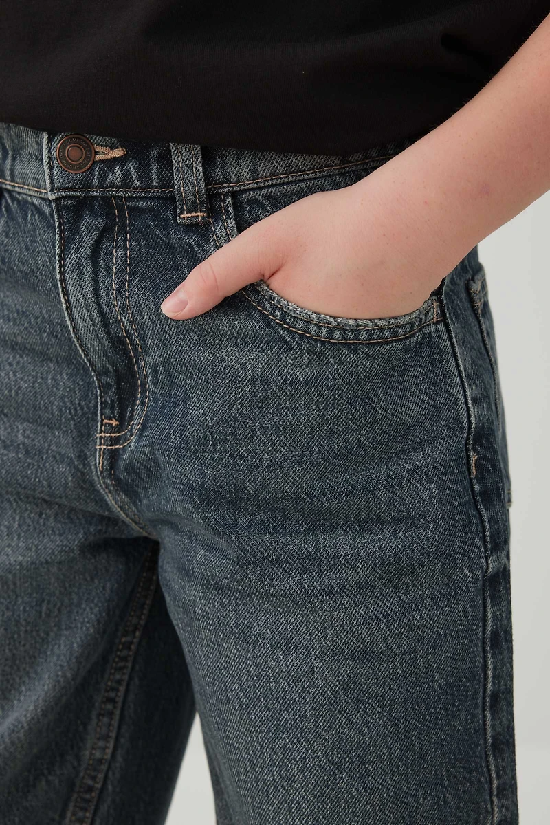 Baggy Leg Jeans
