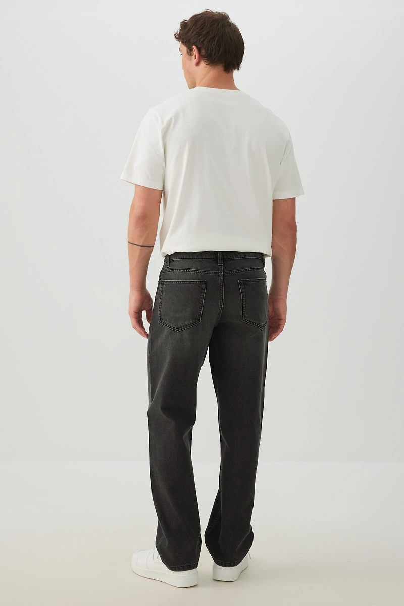 Loose Straight Leg Jeans