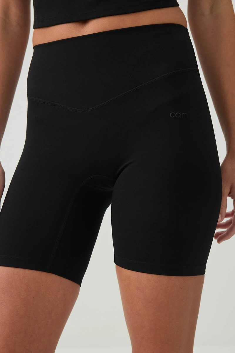 camactive™ 7" Shorts