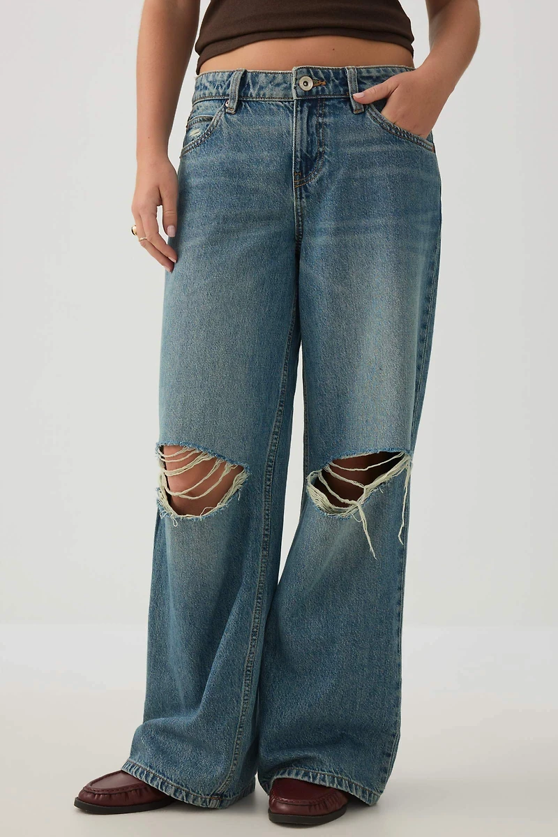 The Off-Duty Fit Low Rise Wide Leg Jean