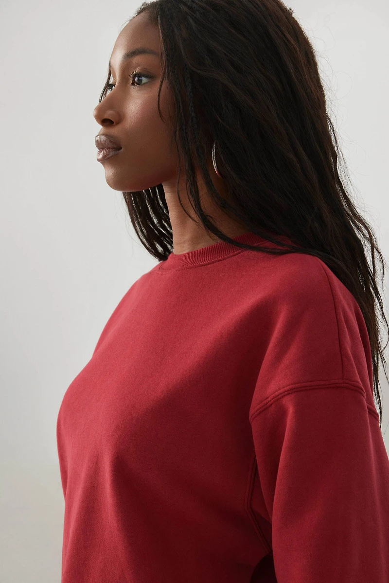 MADESOFT™ Fleece Crew Neck Sweatshirt