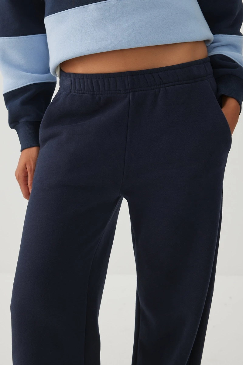 MADESOFT™ Fleece Straight Leg Sweatpants