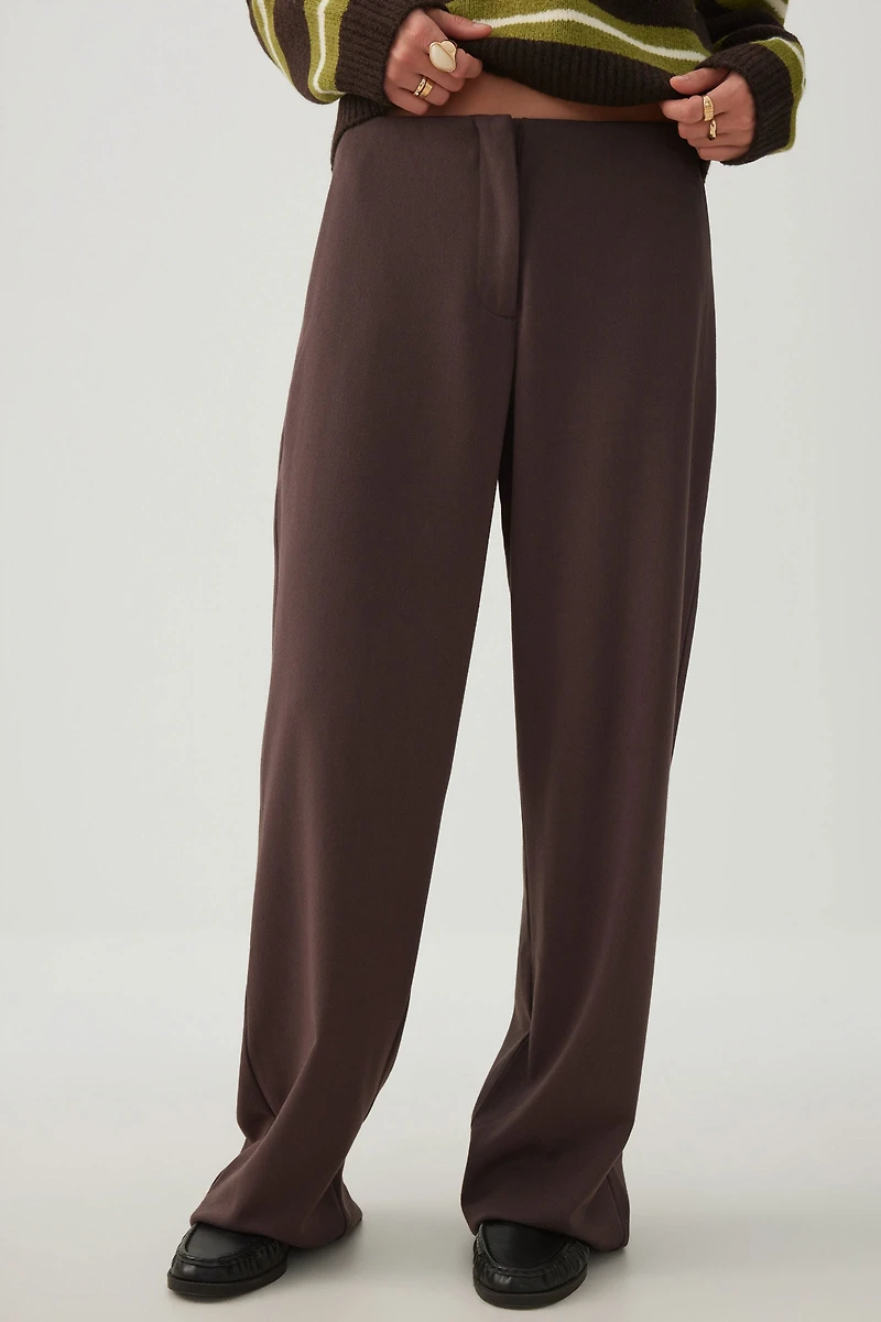 Pantalon à taille mi-haute et jambe large