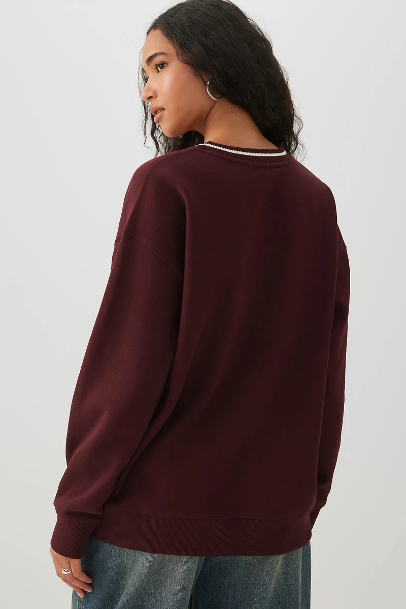 MADESOFT™ Fleece V-Neck Graphic Sweatshirt