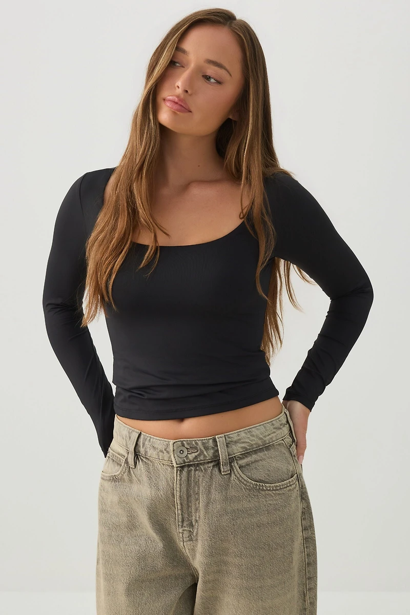 Scoop Neck Long Sleeve Top