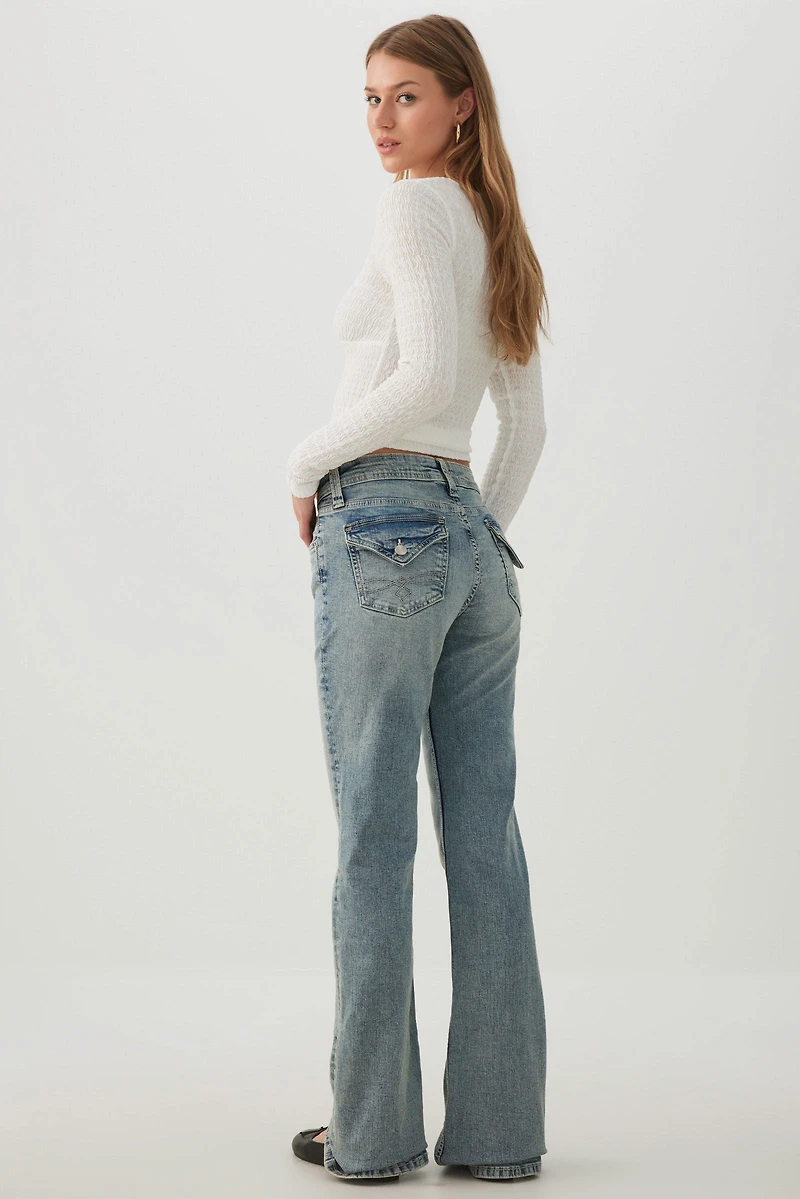 Jean bootcut taille basse coupe Rogue