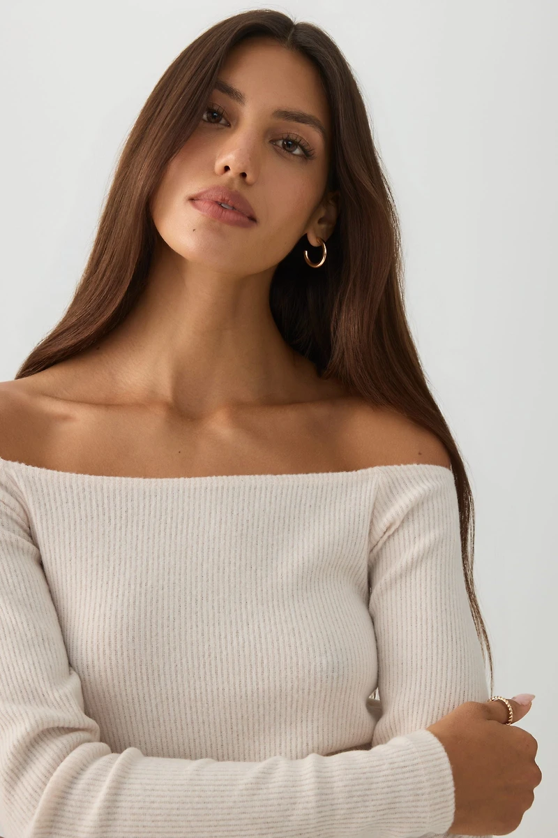 Short Ribbed Off-Shoulder Top