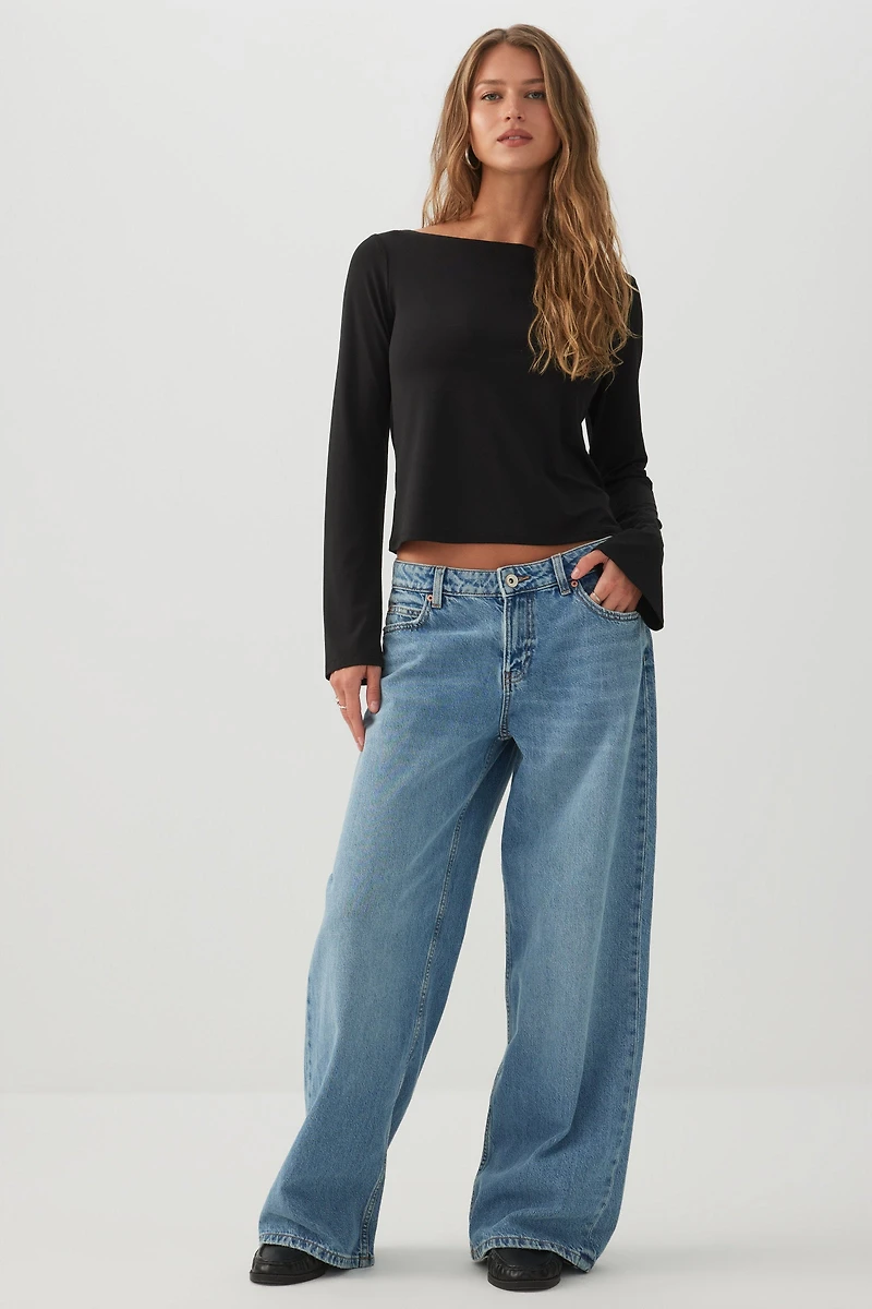 Boat Neck Flare Sleeve Top