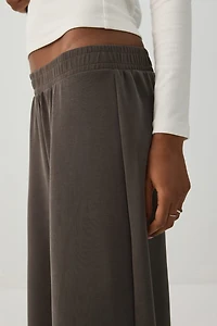 Pantalon à jambe large façon néoprène