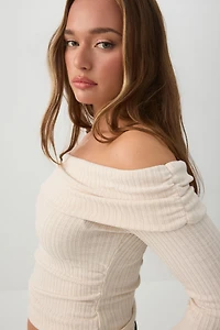 Haut replié à épaules dénudées en tricot