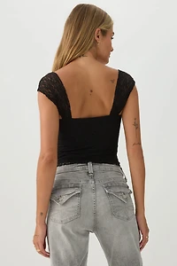 Lace Sweetheart Crop Top