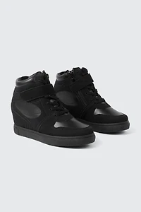 Espadrilles montantes lacées