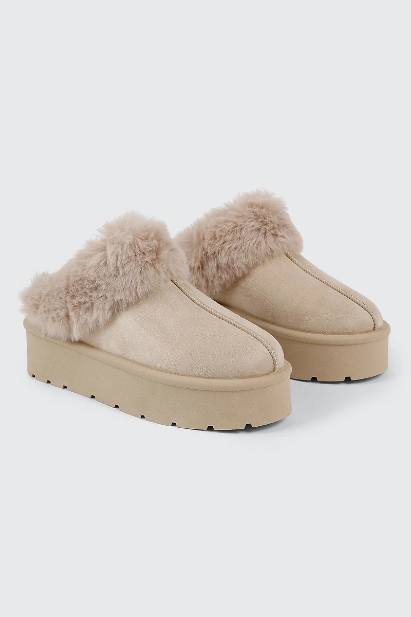 Mules en faux mouton