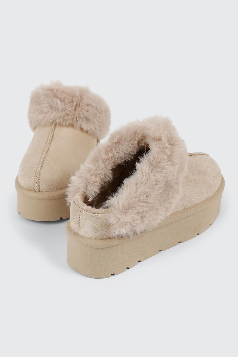 Mules en faux mouton