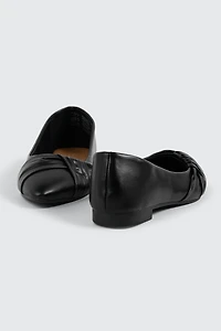 Pleated Pointed Toe Flats