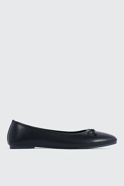 Round Toe Ballet Flats with Bow