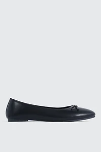 Round Toe Ballet Flats with Bow