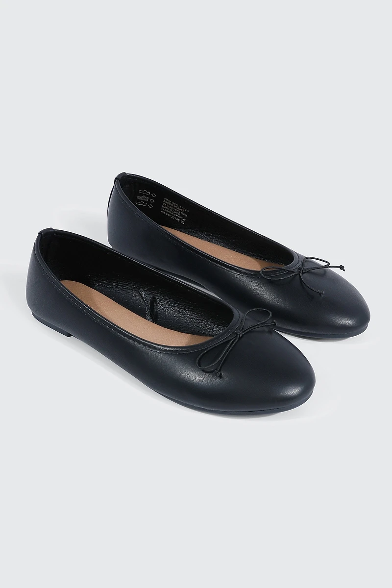 Ballerines à bout rond avec boucle