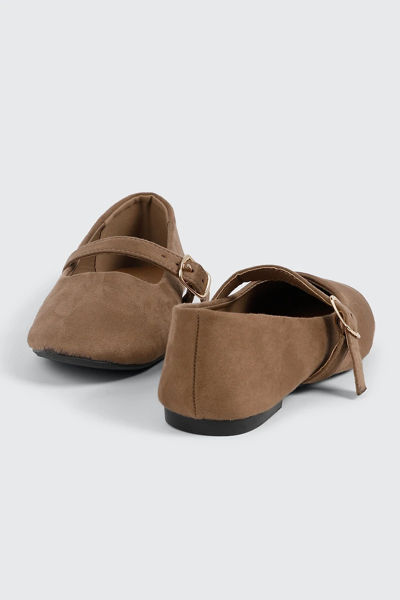 Pointy Toe Flats