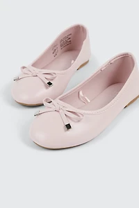 Ballerines à bout rond avec boucle