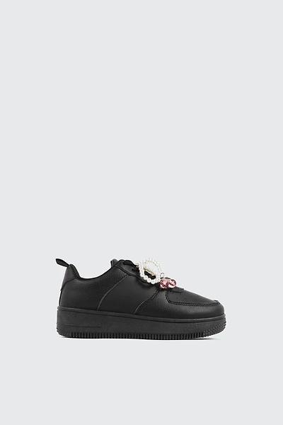 Espadrilles à breloques amovible