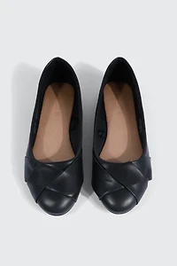 Pleated Round Toe Flats