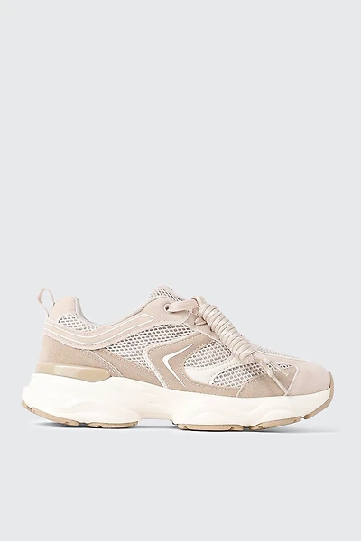 camactive™ Jogger Sneakers