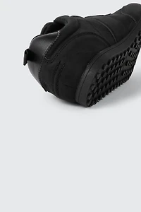 Tennis Shoes