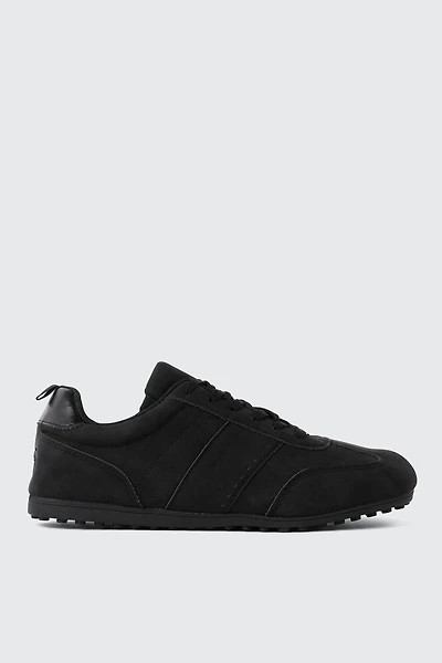Tennis Shoes