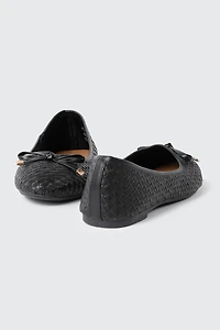 Ballerines tissées à bout rond