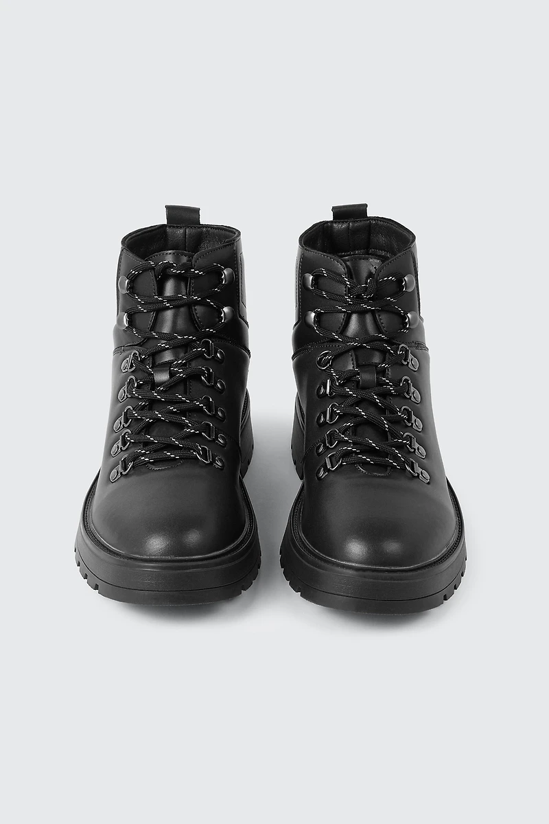 Warm Lined Lace Up Boots