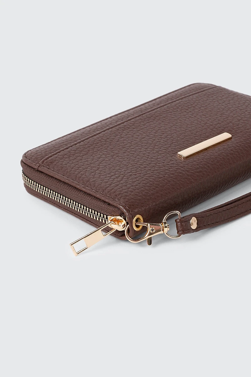 Pebbled Zip Wallet