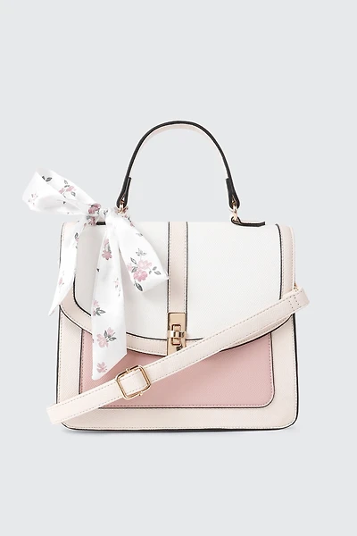 Sac à main en faux cuir avec foulard