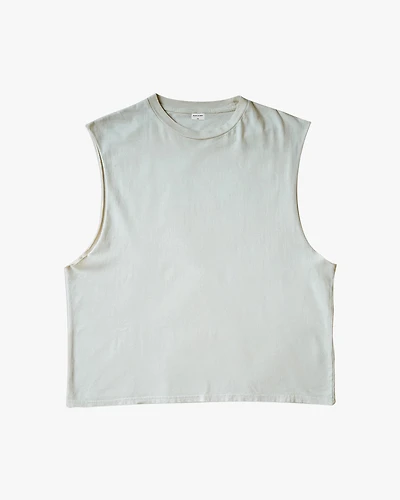 8586: SLEEVELESS MUSCLE TEE
