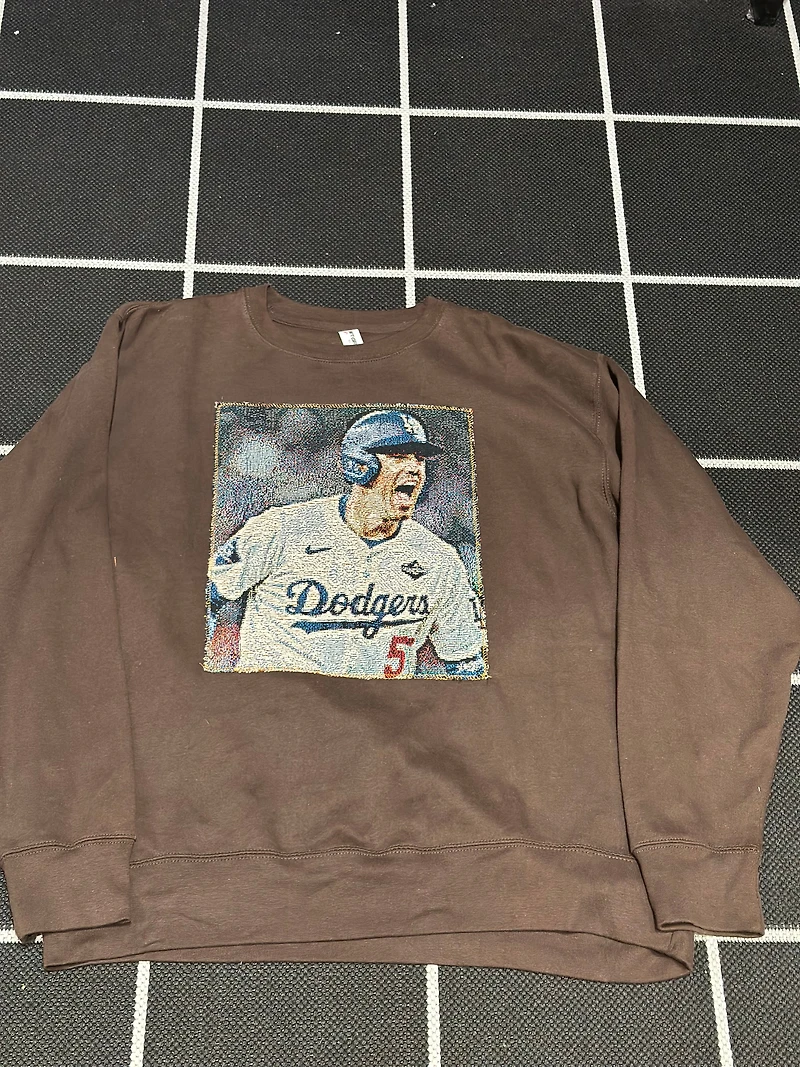 ANGEL GENTLE: TAPESTRY SWEATER