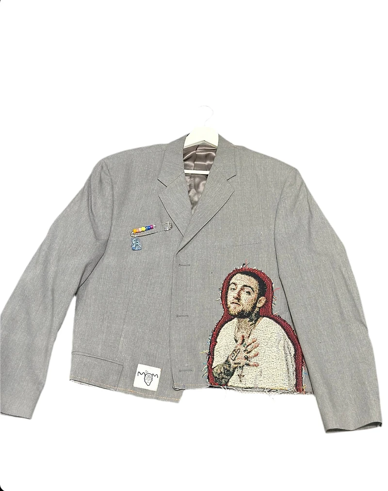 ANGEL GENTLE: UPCLYCLED CROPPED BLAZER