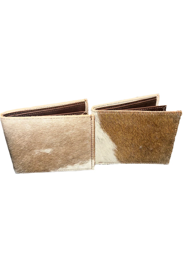 8586: COWHIDE FUR WALLLET