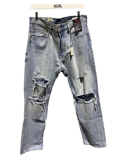 LEVIS PREMIUM: DISTRESSED STRAIGHT LEG JEANS