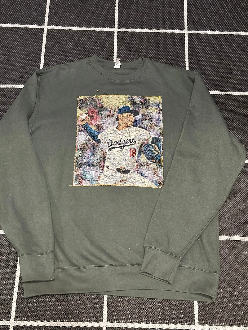 ANGEL GENTLE: TAPESTRY SWEATER- OLIVE