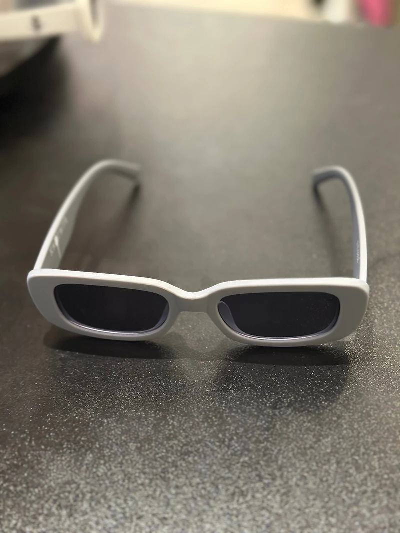 KNOTWTR: TOXIC / IM WORTH A LOT $/ YOU SEE ME SUNGLASSES