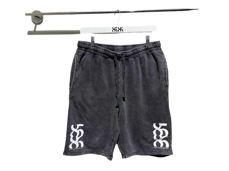 8586: LOGO SWEAT SHORTS