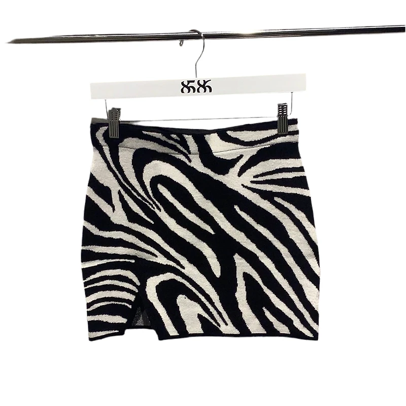 8586: ZEBRA PRINT MINI SKIRT