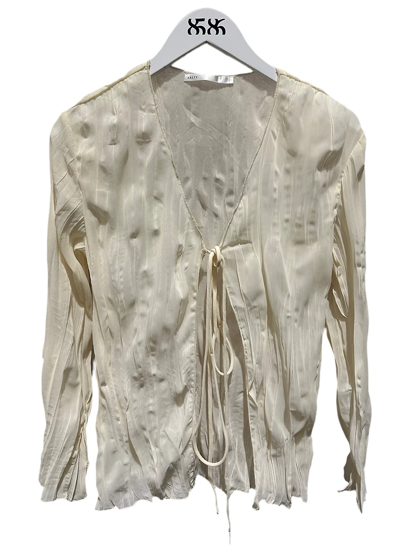 8586: THE SHEER CREAM TOP