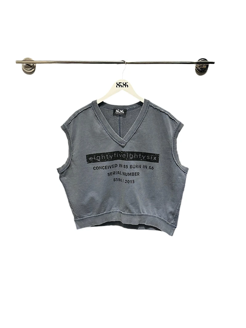 8586 Anniversary Sleeveless VEST