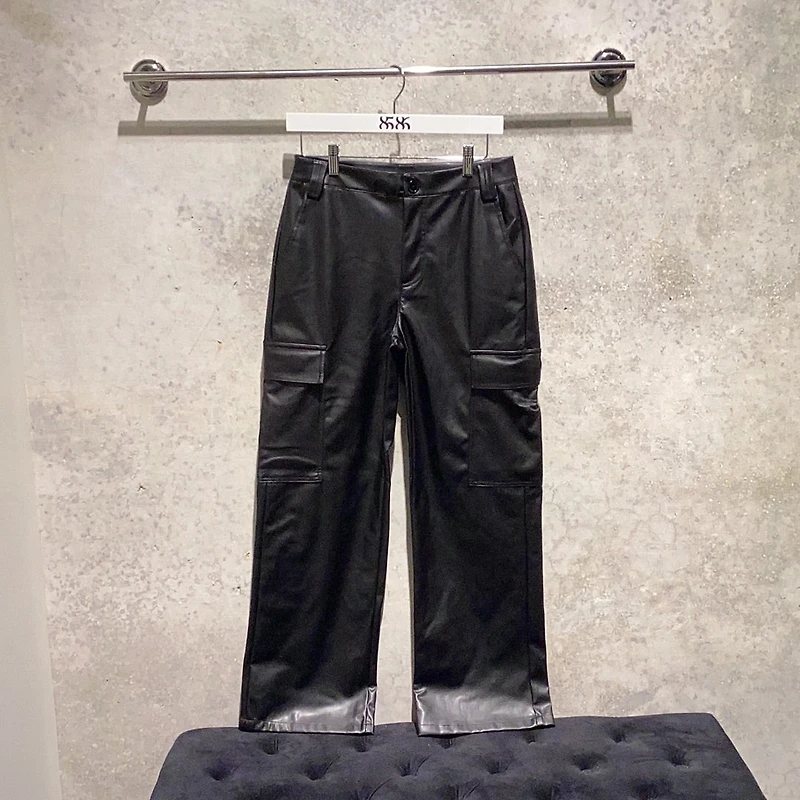 8586: VEGAN LEATHER CARGO PANTS