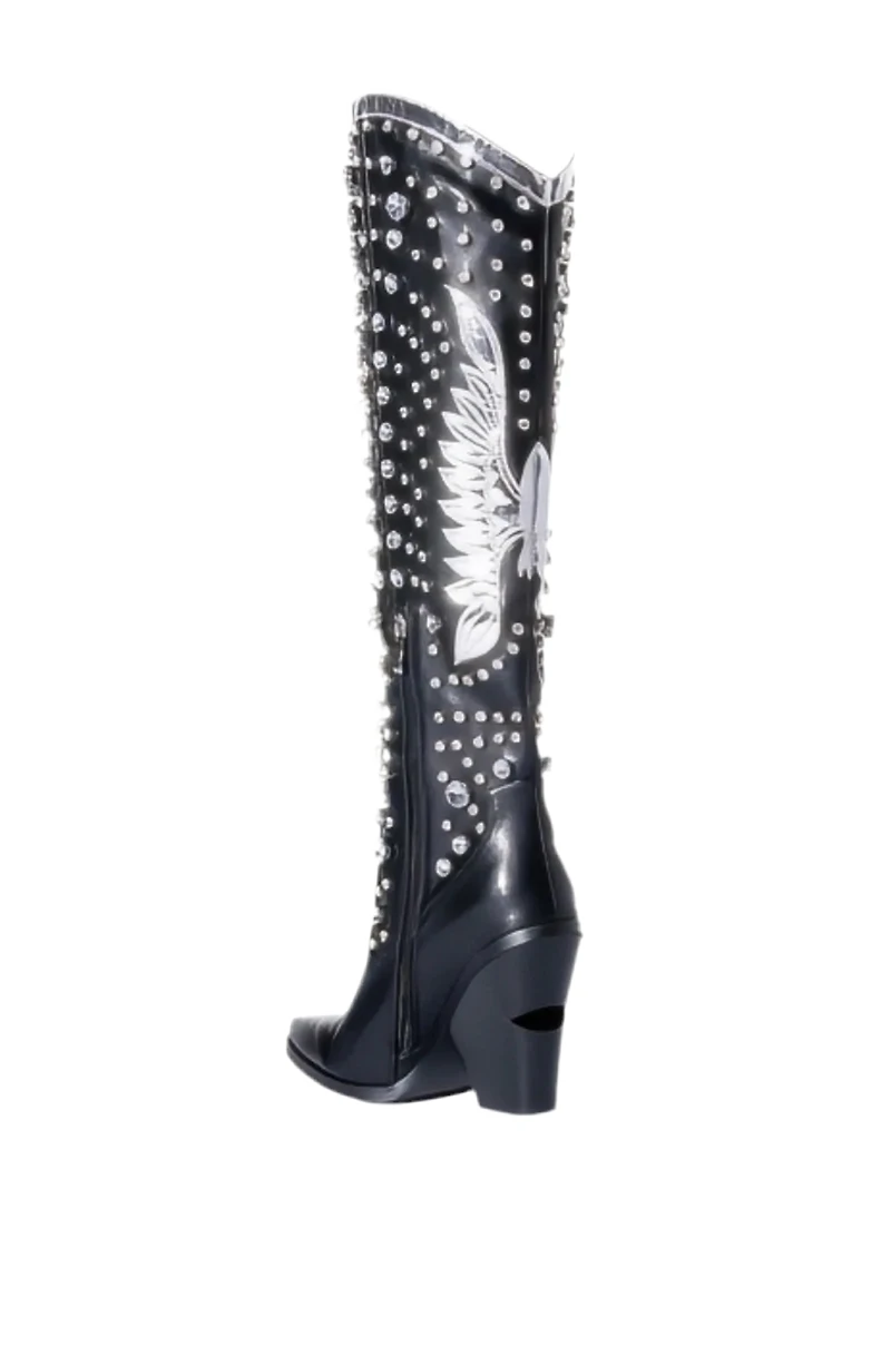 AZALEA WANG: UPBEAT WESTERN BOOTS