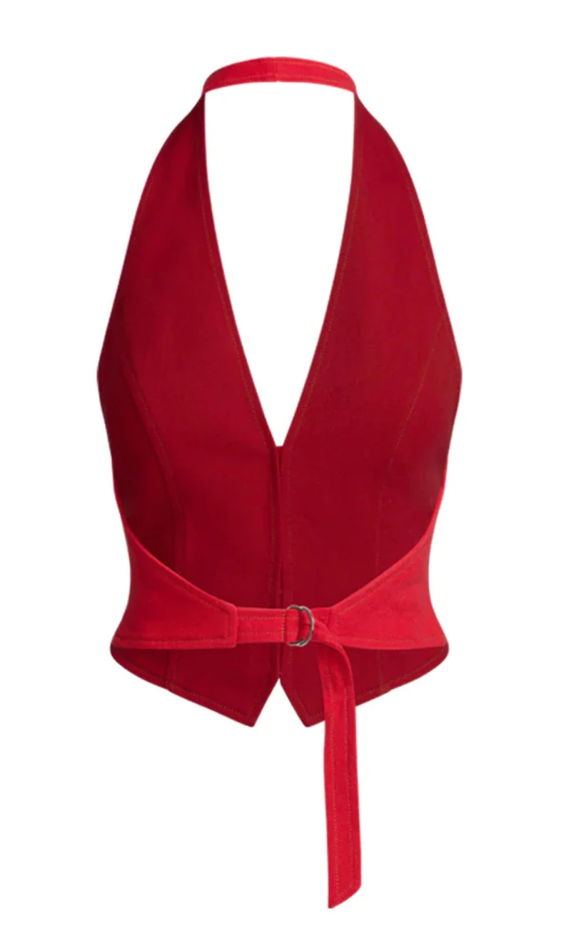 LIONESS:  JE SUSI HALTER