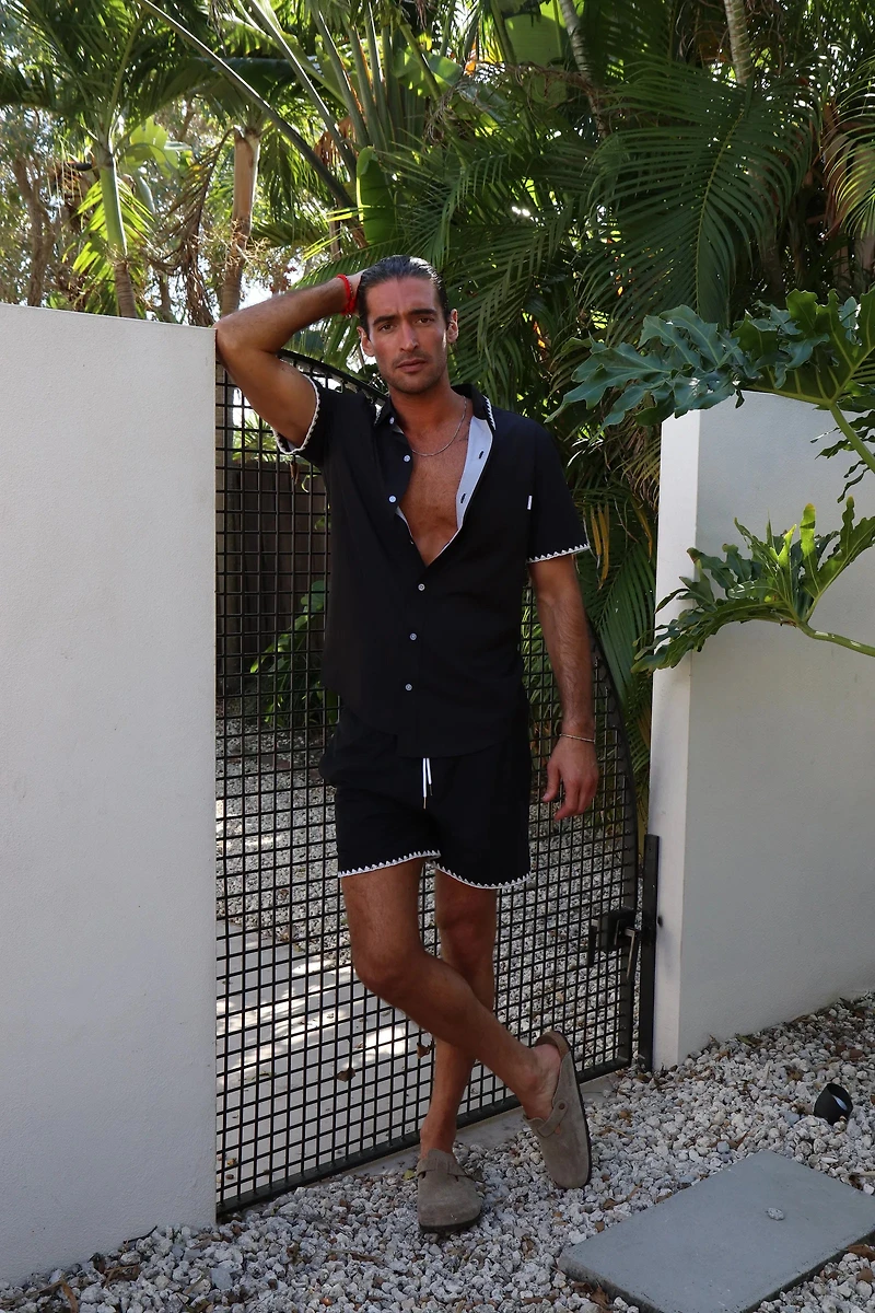 MAVRANS: BLACK STICH WEEKEND SHIRT