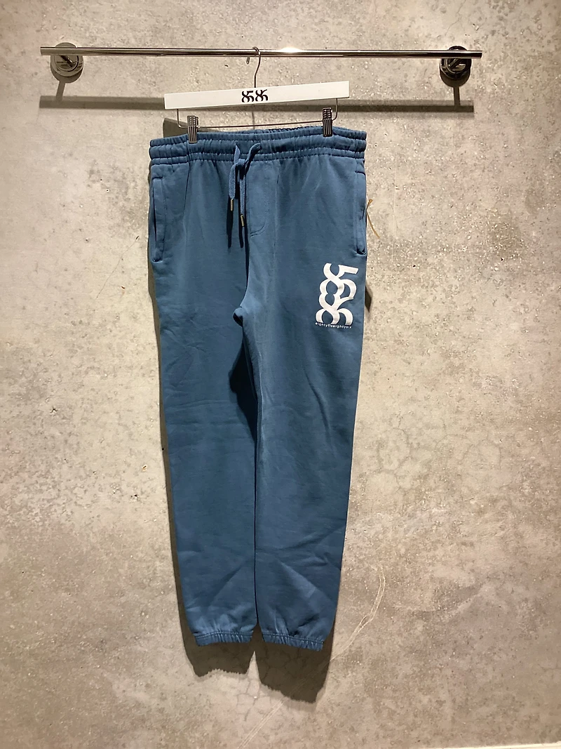 8586: DRAWSTRING URBAN LOGO SWEATPANTS