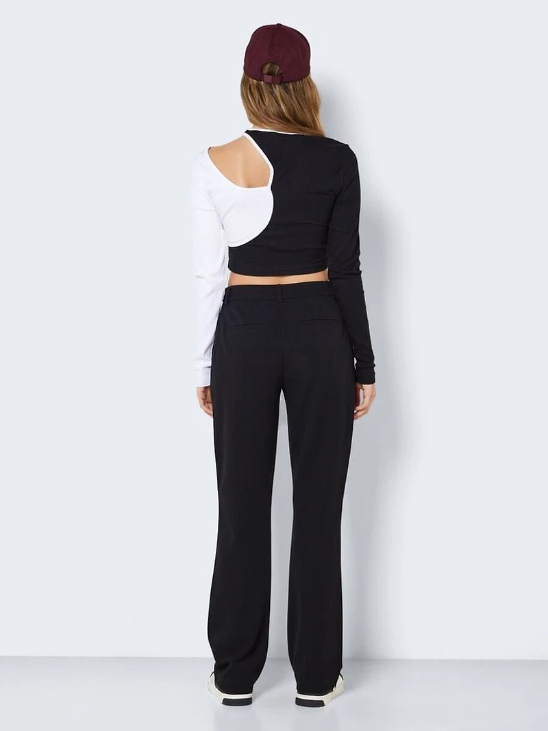 Noisy May : L/S Cutout Top